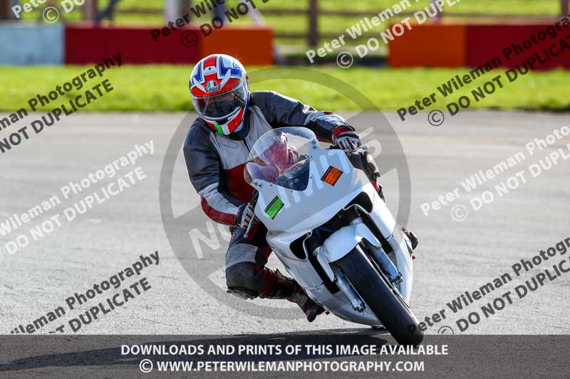 donington no limits trackday;donington park photographs;donington trackday photographs;no limits trackdays;peter wileman photography;trackday digital images;trackday photos